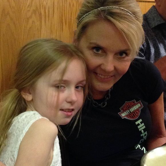 Meet your Posher, Julie - Picture 1 of 1